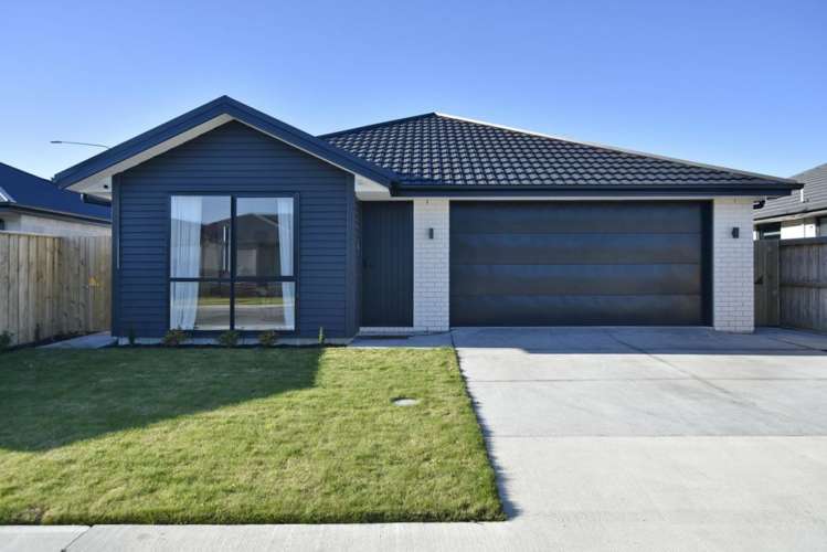 3 Woodford Avenue_0