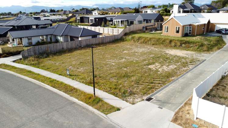 67 Les Wakefield Road_0