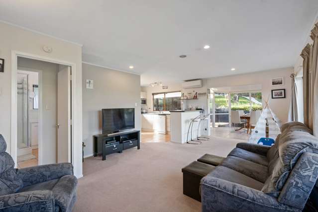 2/43 Seaton Road Murrays Bay_4