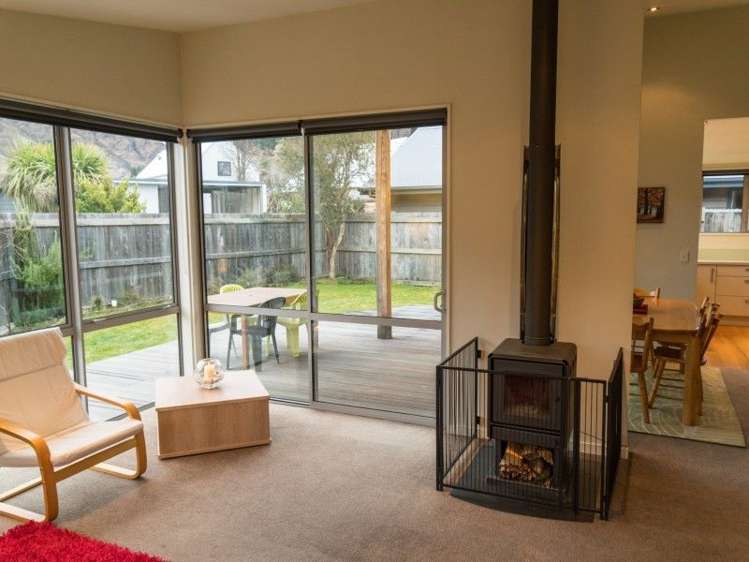 9 Amber Close Arthurs Point_1