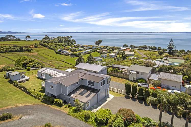 499 Grahams Beach Road Awhitu_42
