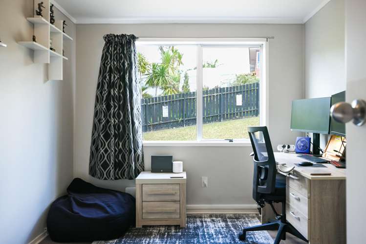 6 Hatfield Heights Hatfields Beach_20