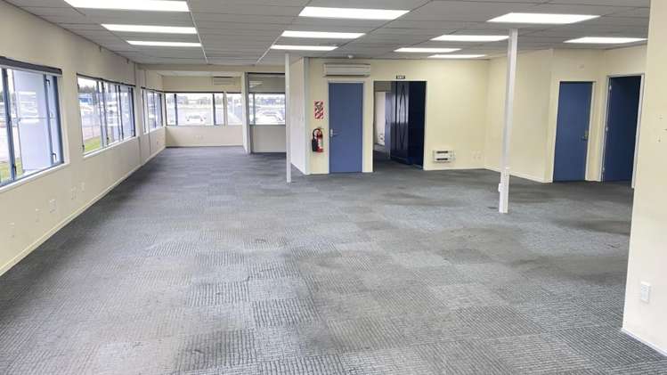3 Ivan Jamieson Place Airport_11