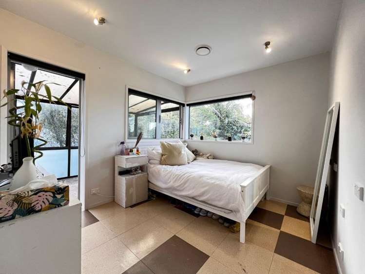 2/18 Merani Street Narrow Neck_13