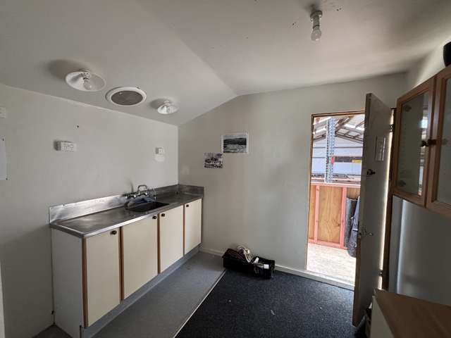 340-344 Hebden Crescent Kelson_4