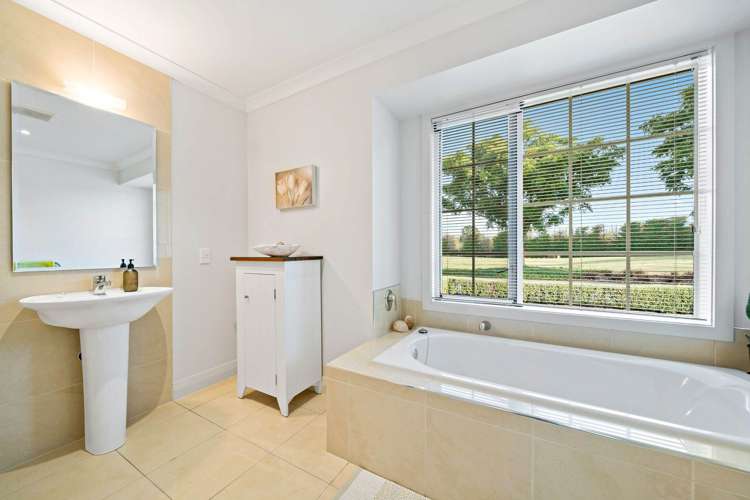 Address withheld Waiau Pa_16