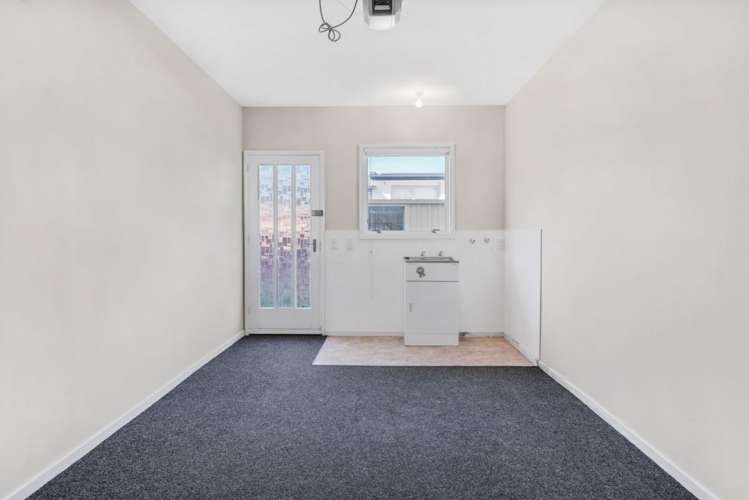 2/8 Palatine Terrace Huntsbury_16