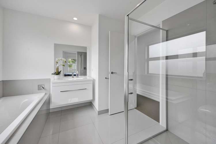 16 Egmont Street Patea_21