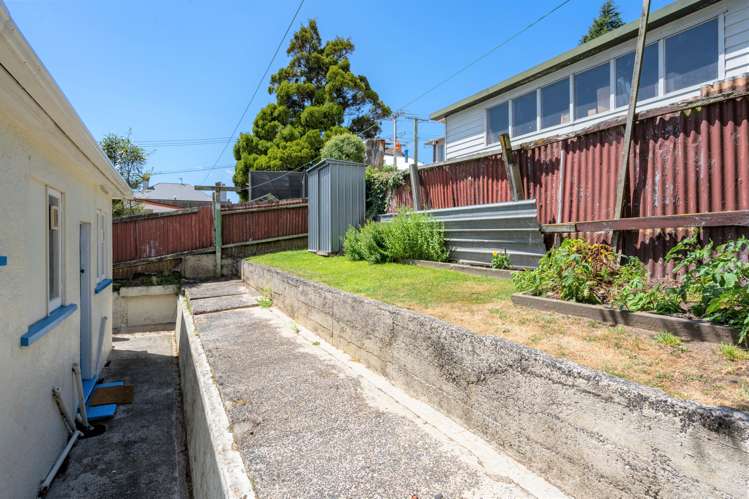 176 North Road North East Valley_14