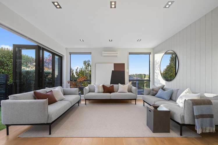 5 Ridge View Crescent Pukekohe_14