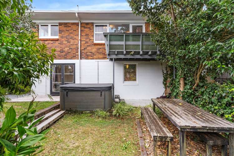 4/162 Onewa Road Northcote_22