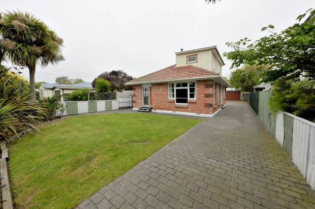 14 Pinewood Avenue North New Brighton_1