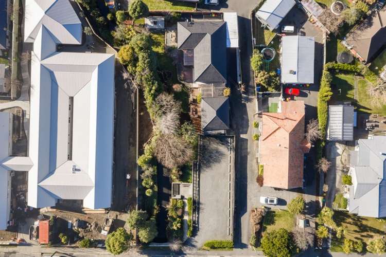 66 Chrystal Street Richmond_32