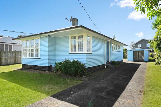 Spacious & Renovated 2-Bedroom Home in Fairfield