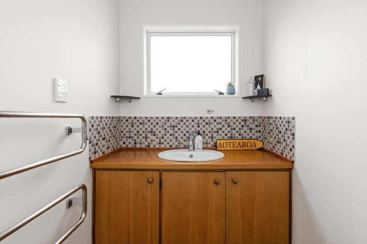 121 Thompson Road Bluff Hill_15