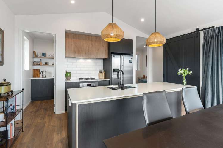 15 Keshvara Road Beachlands_5
