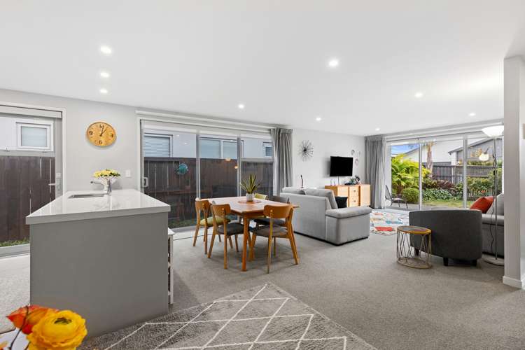 35 Saint Pauls Drive Brookfield_7