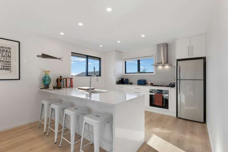 1046B Papamoa Beach Road Papamoa Beach_5