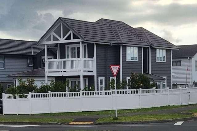 Modern Family Home for Rent – Karaka