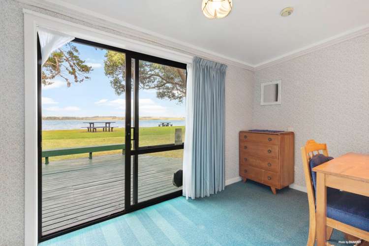 33 Ronald Avenue Glenbrook_8