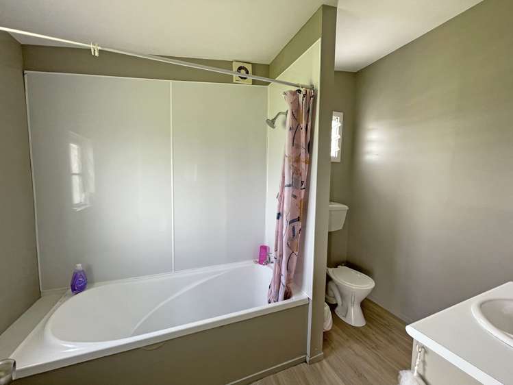 8 Denmark Street Dannevirke_9