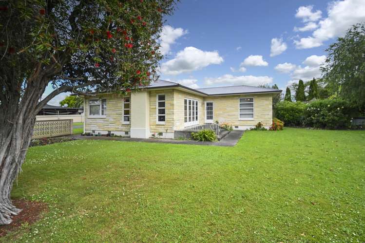 1413 Caroline Road Mayfair_13