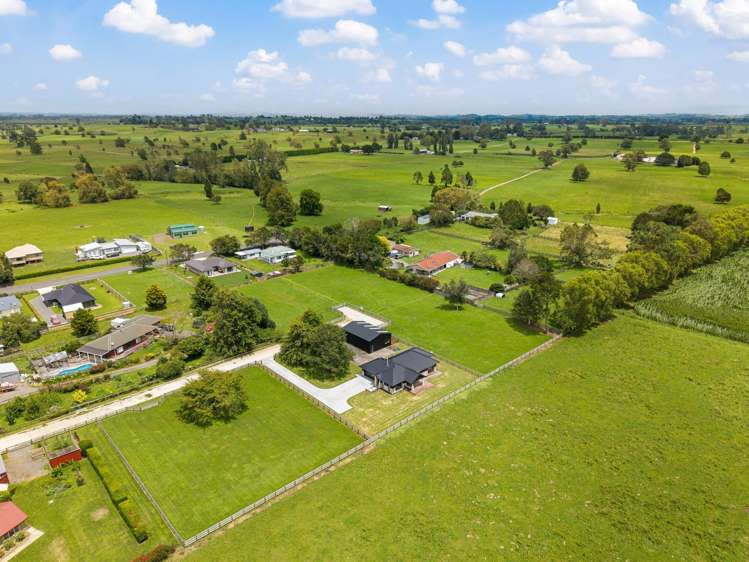 16 Coates Lane Te Poi_16