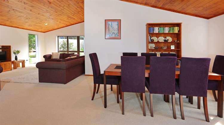 13 Vintage Drive Henderson_11