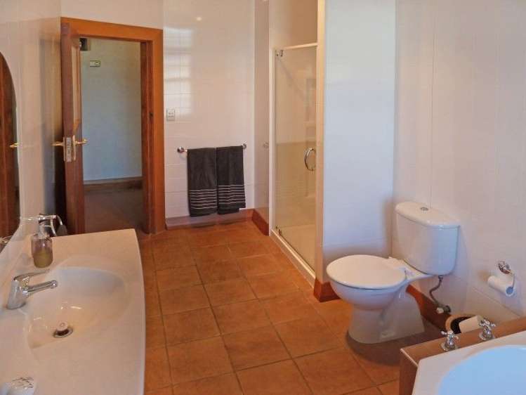 17 Swinton Street Gladstone_11