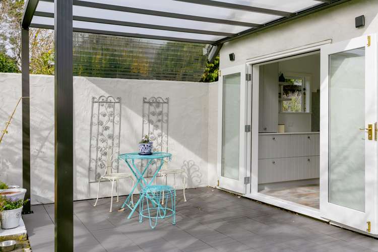 61 Chesham Avenue Waipahihi_2