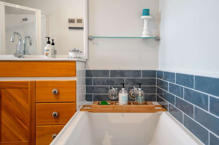 224 Ranolf Street Glenholme_25