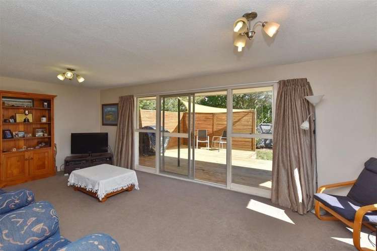 16d Main North Road Woodend_3