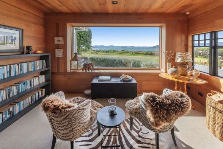 7 Marine Parade Seatoun_11