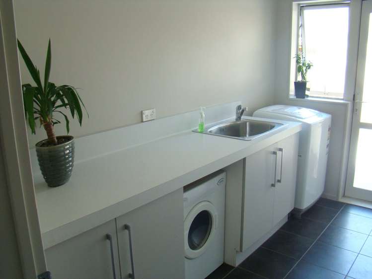 43 Thomas Road Huntington_10