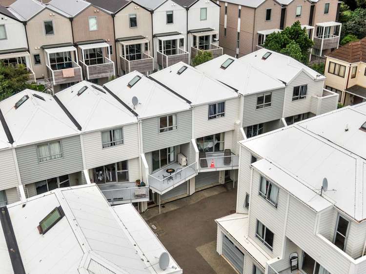 3J Papawai Terrace_0