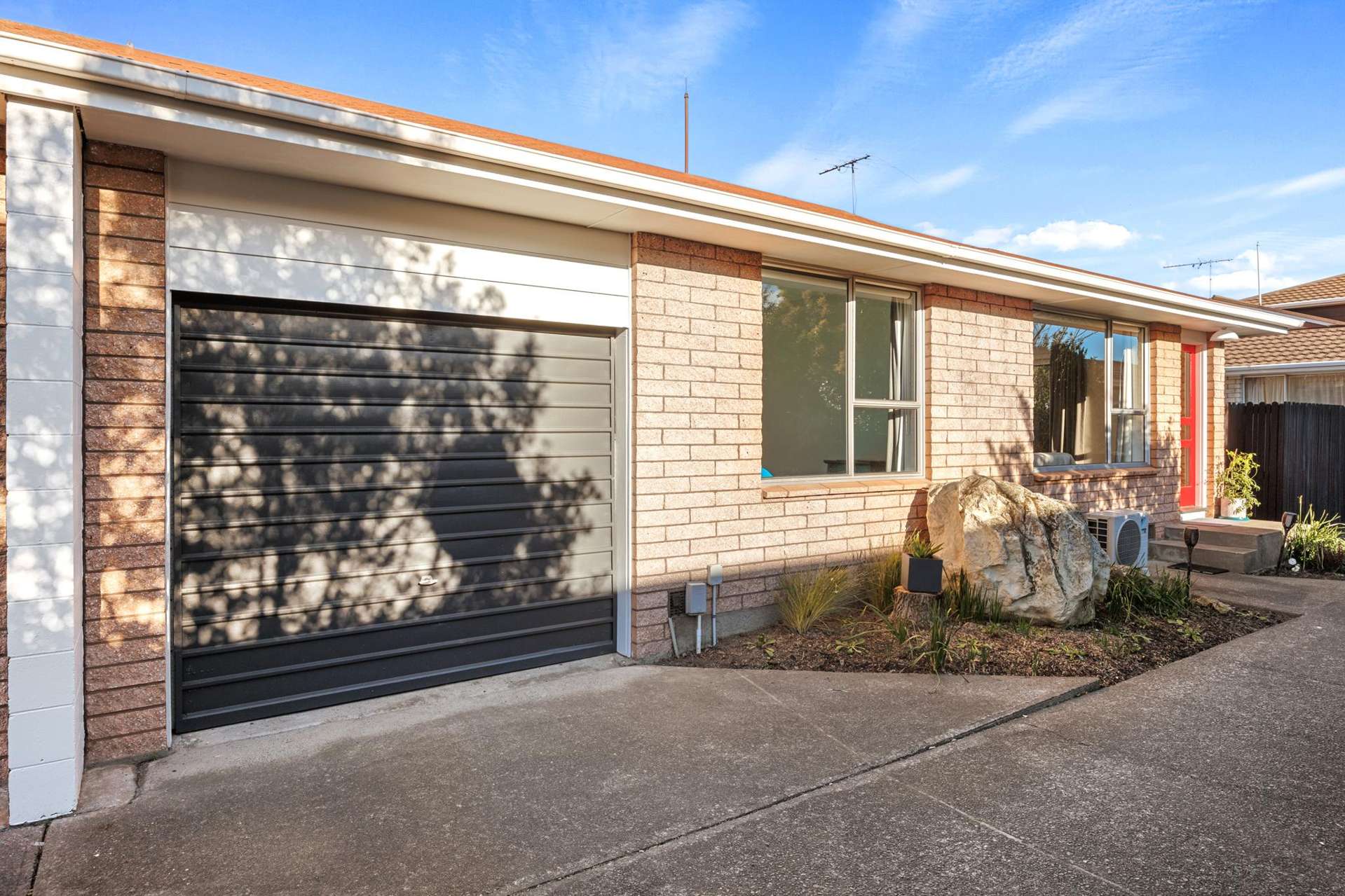 2/35 Torrens Road Hillmorton_0