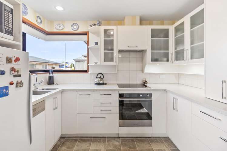 2/18 Selwyn Street_4