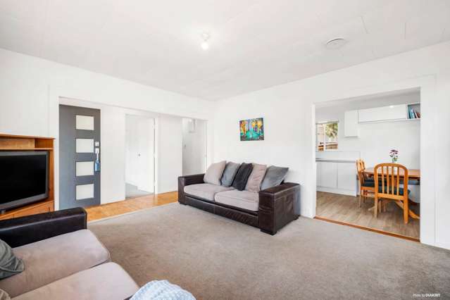 83 Marlborough Avenue Glenfield_2