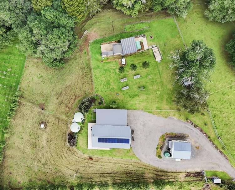 68 Waitaheke Road_2