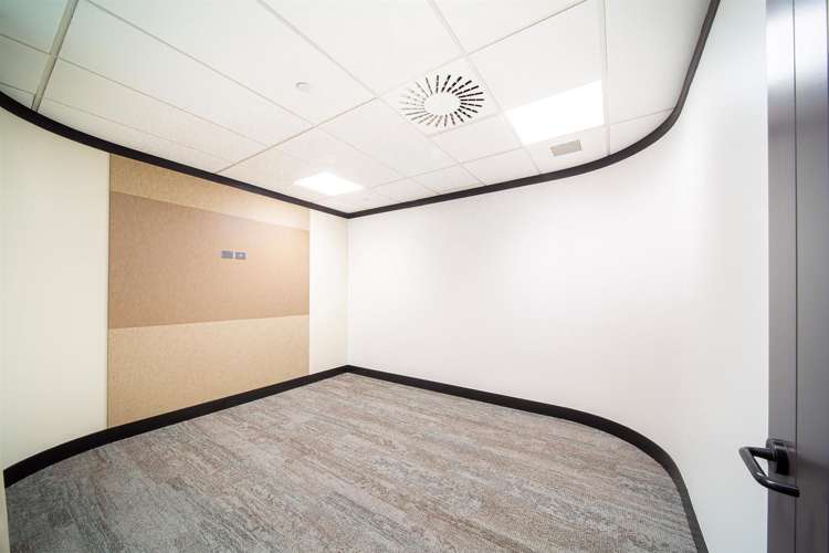 Part Level 4, 215 Lambton Quay Wellington Central_14