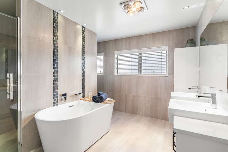 15 Atalanta Way Beachlands_28