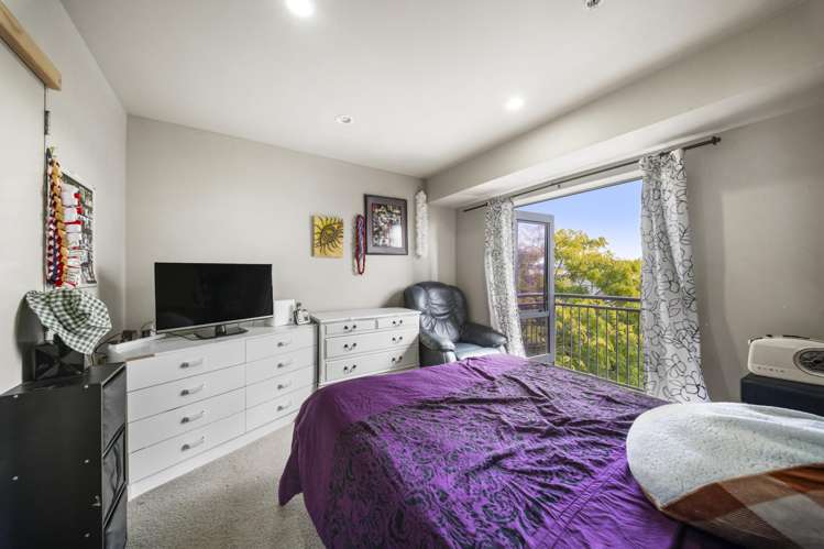 2A/10 Crown Lynn Place New Lynn_14