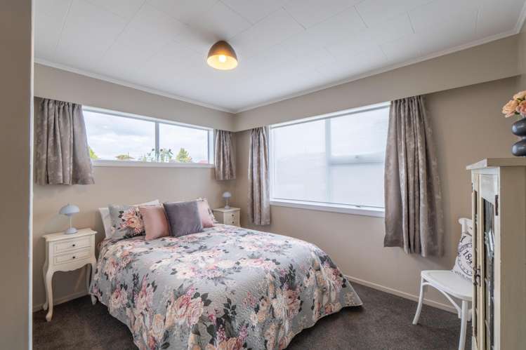 45 Edinburgh Crescent Waikiwi_14