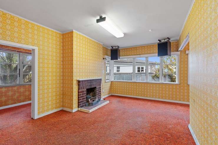 A 1940s property on Purser Grove, Fairfield, in Wellington, sold for $465,000 last week. Photo / Supplied