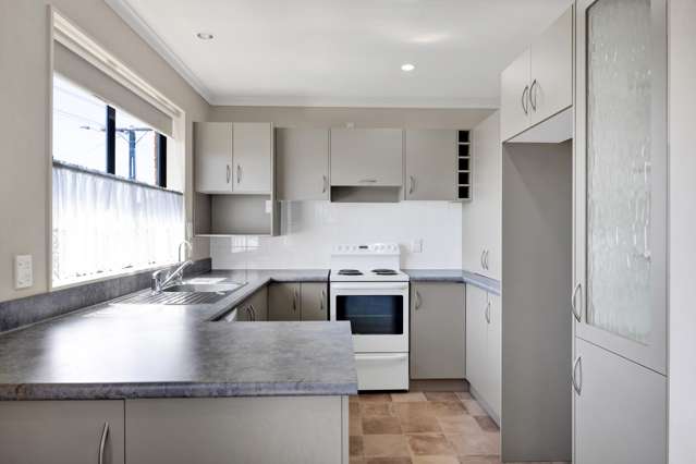 51a Swansea Road Stratford_2