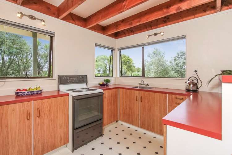 4/8 West Lynn Road Titirangi_6