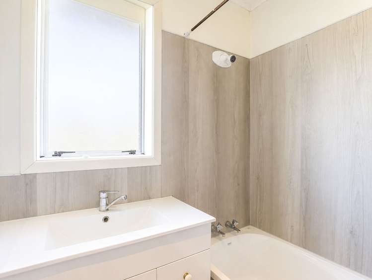 2 Ngareta Road Mourea_36