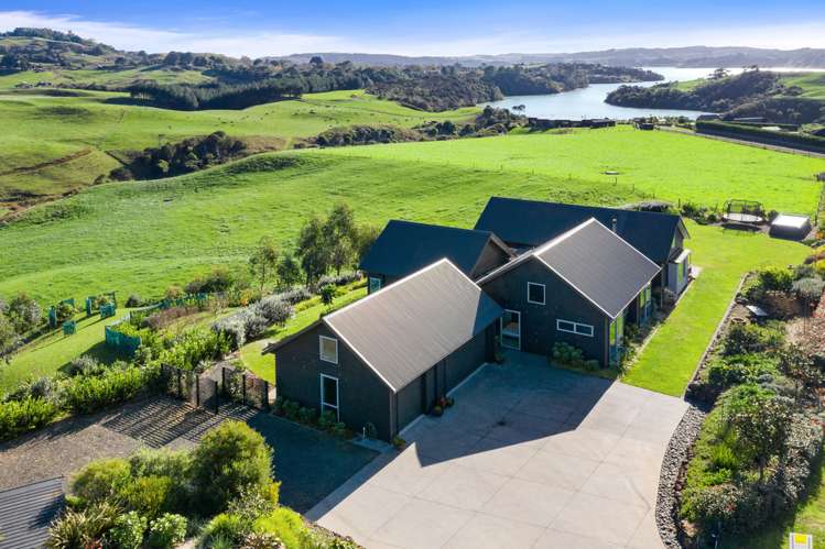 37 Bridle Creek Road Raglan_1