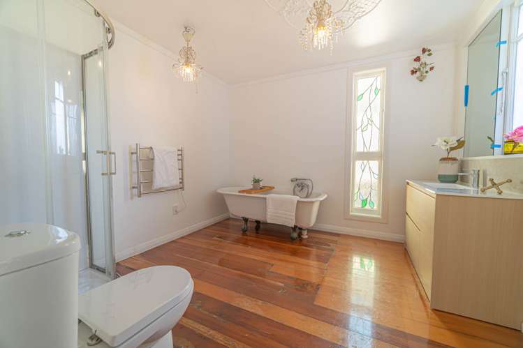 57 Landscape Road Mt Eden_10