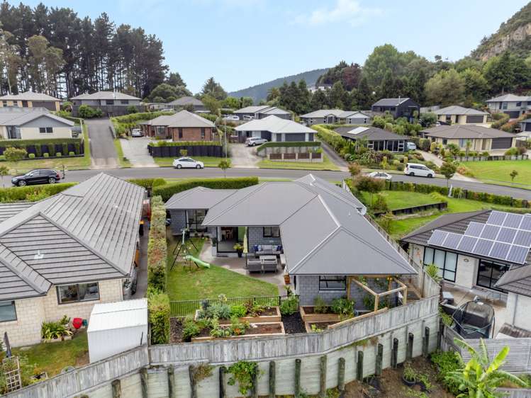 205 Ballintoy Park Drive Welcome Bay_25